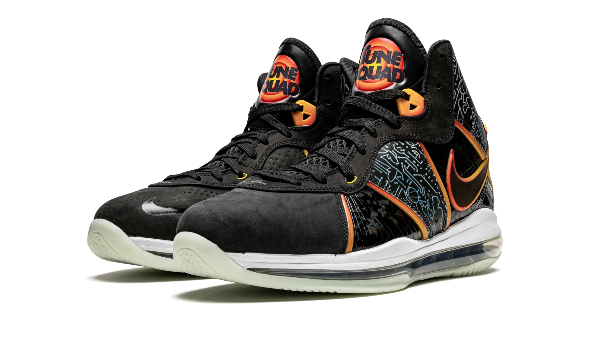 LeBron 8 "Space Jam" Flexible Midsole Design Slip Resistant Grooves