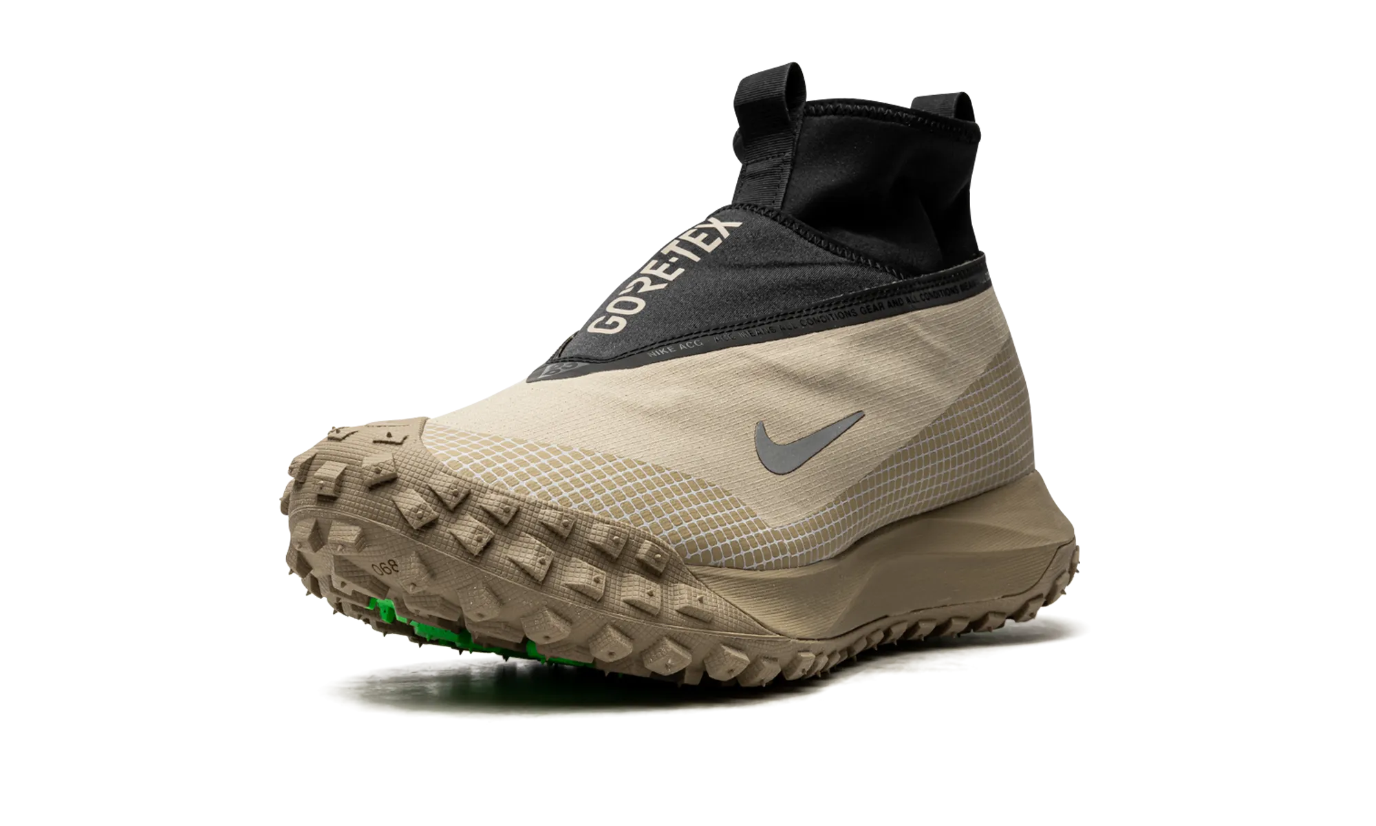 ACG Mountain Fly Gore-Tex "Metallic Silver" Torsion Control Shank Hexagonal Grip Texture