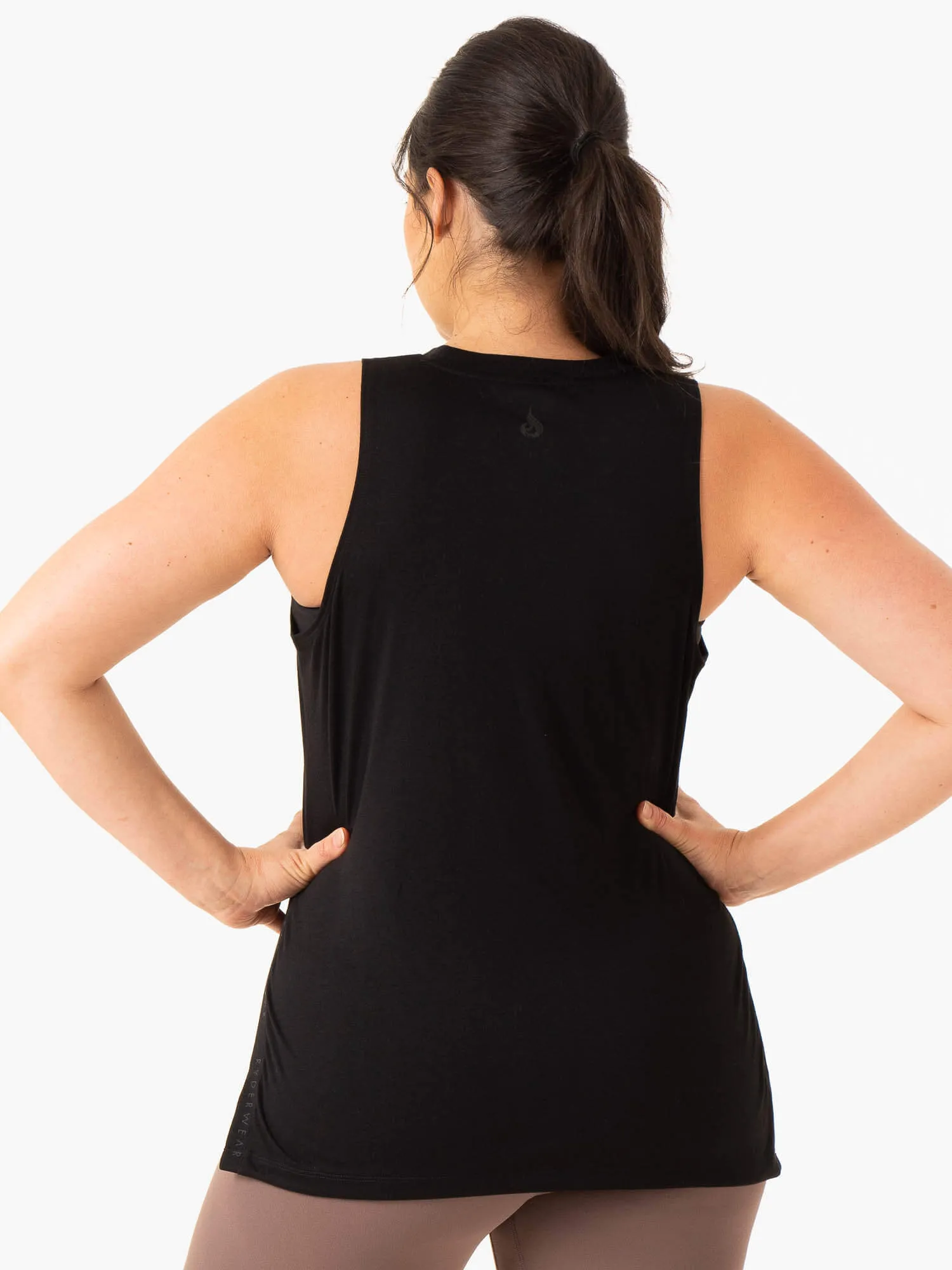 Tubular Body Construction Minimalist Silhouette Active Bump Tank - Black