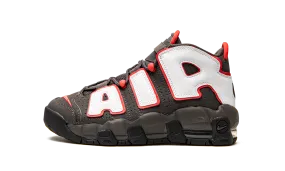 Air More Uptempo GS "Brown Bulls" Ventilated Insole Design