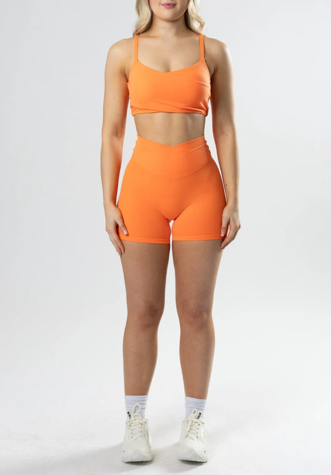 AirSilk Crossover Sculptseam? Short Bird of Paradise FoldableDesign Chill Wear