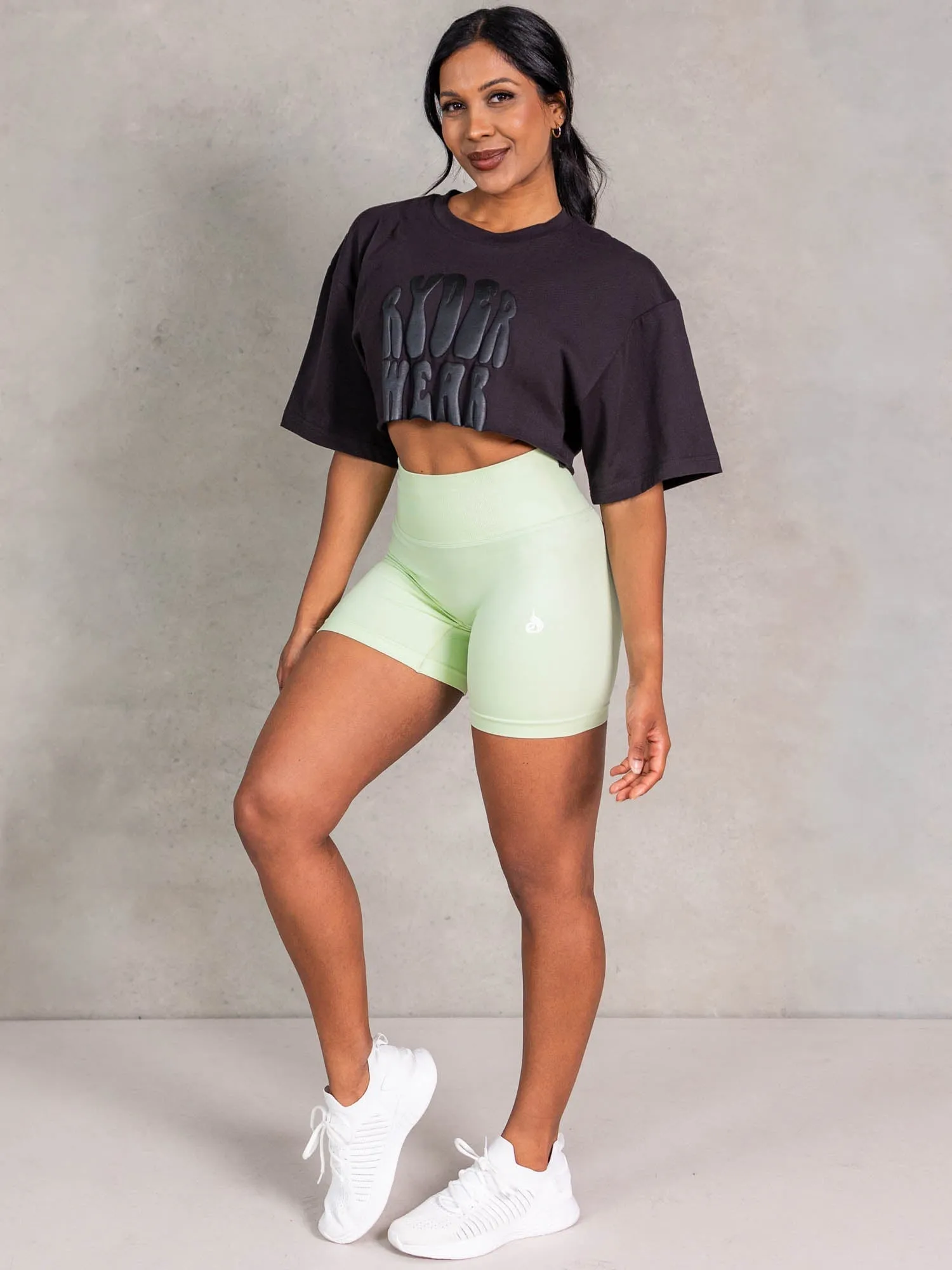 NRG T-Shirt - Faded Black Casual Chic Wear City Fashion Look