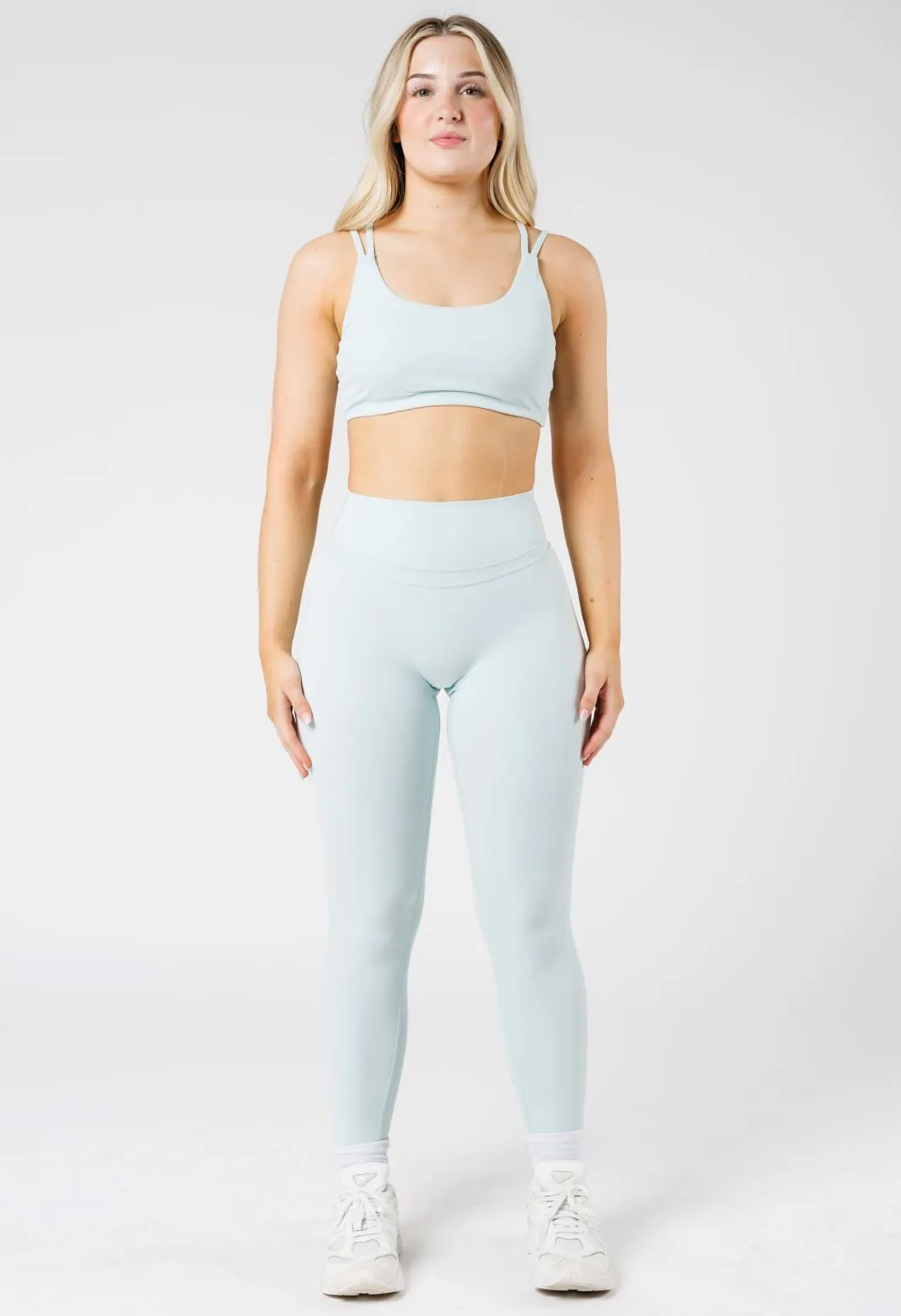 Wrinkle Resistant Outdoor Lover Flow Motion RecStretch? Levitate Sculptseam? Plus Legging Lazer
