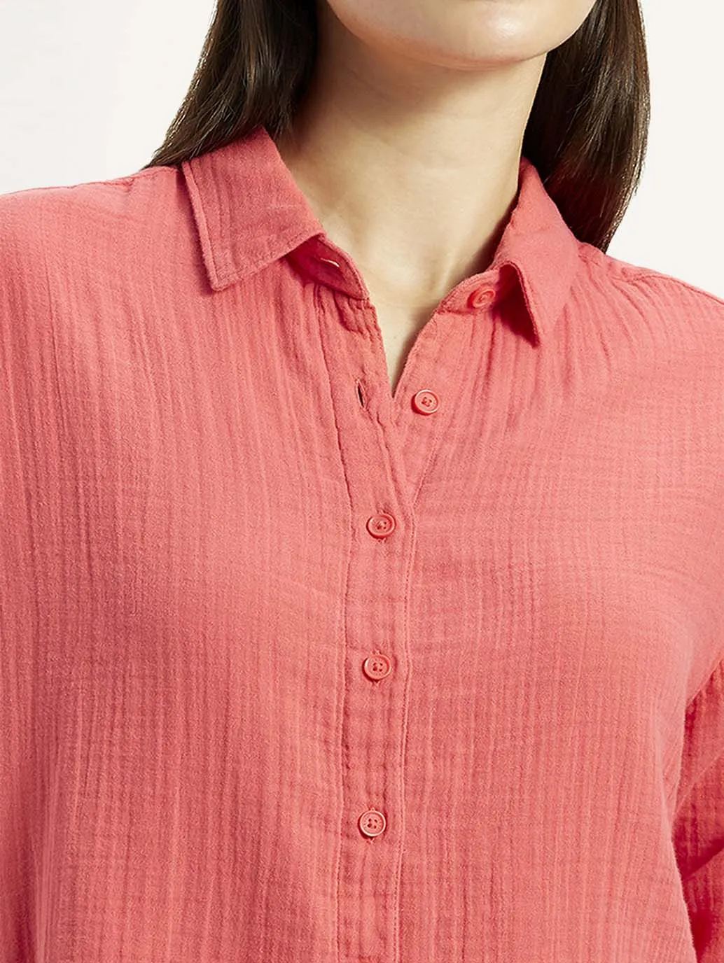 Minimalist Design Women's Textured Coral Relaxed Fit Shirt