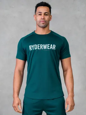 Legacy Mesh T-Shirt - Emerald Cozy Flex Cozy Comfort Look