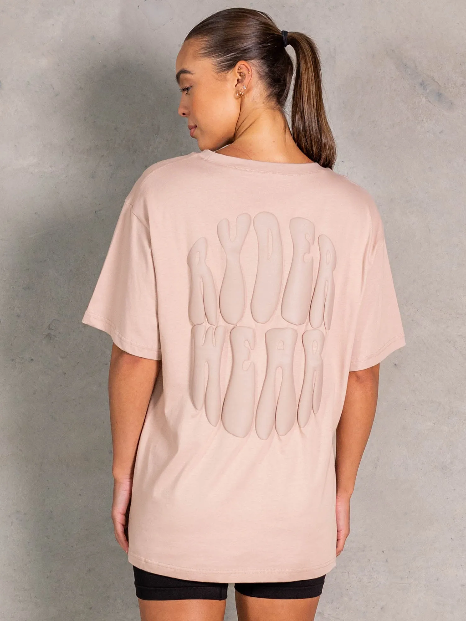 NRG Oversized T-Shirt - Biscotti Fresh Outfit