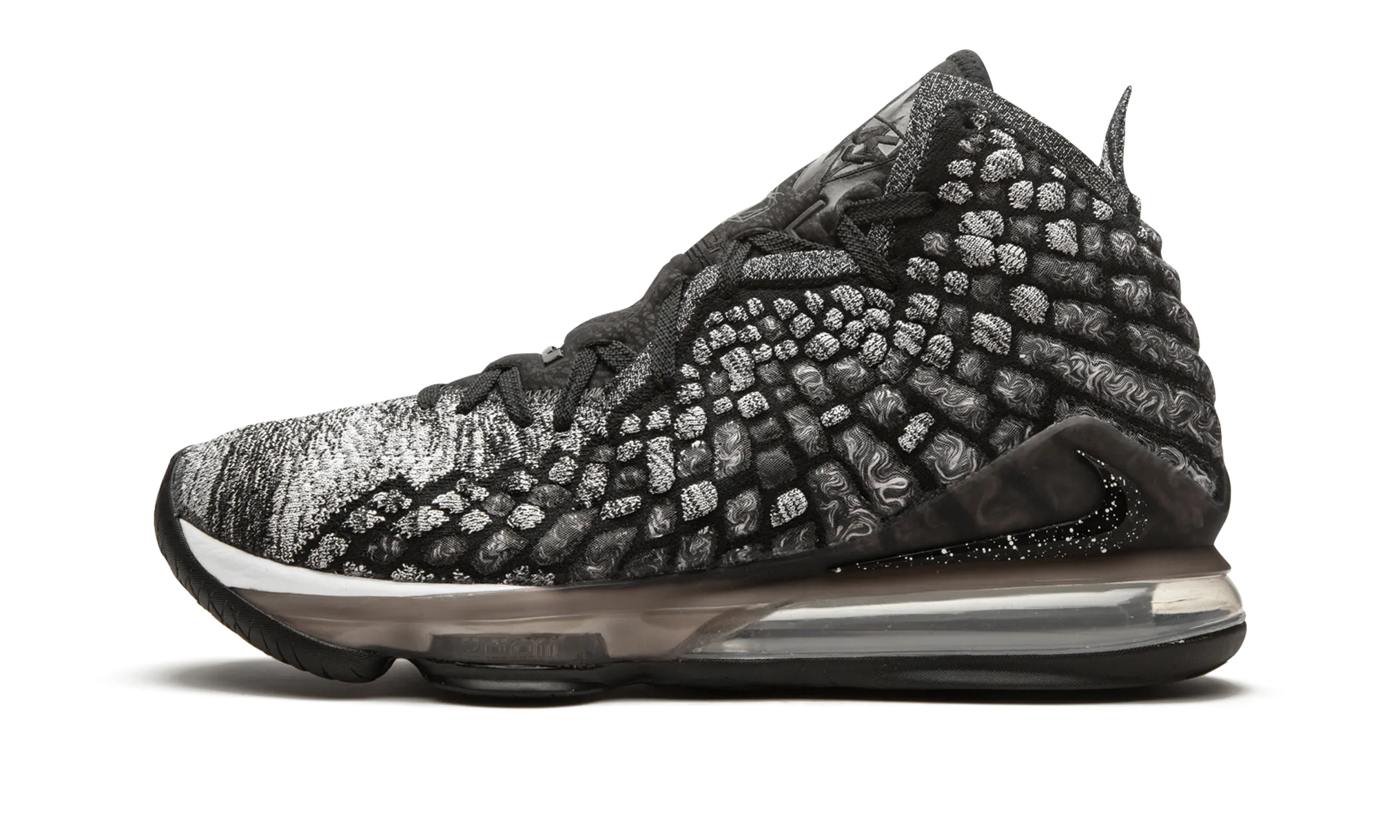 Lebron 17 "Black/White" Micro Groove Flex Points