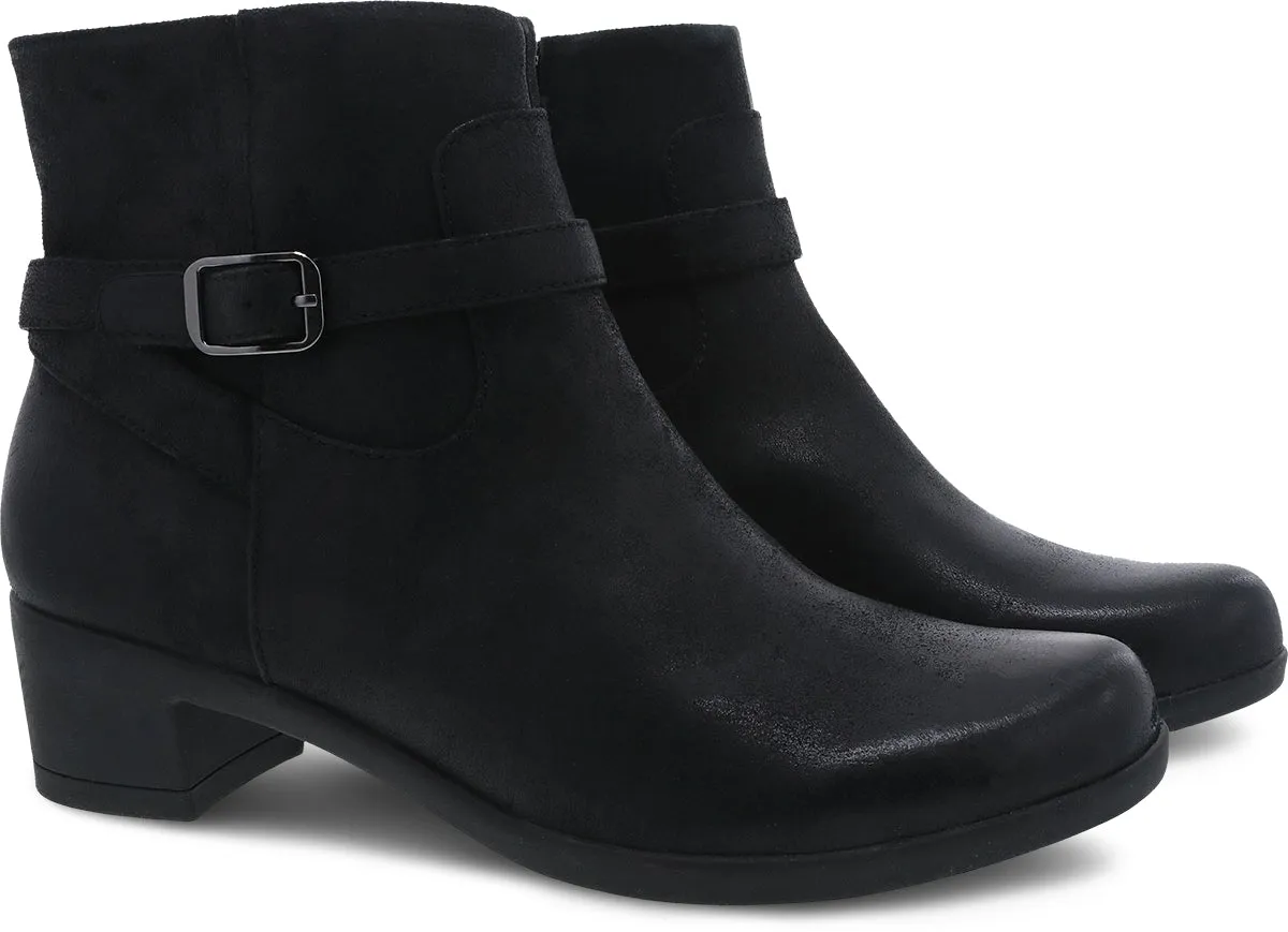 Cagney - Black Slip   Resistant Lug Moisture Wicking Fabric