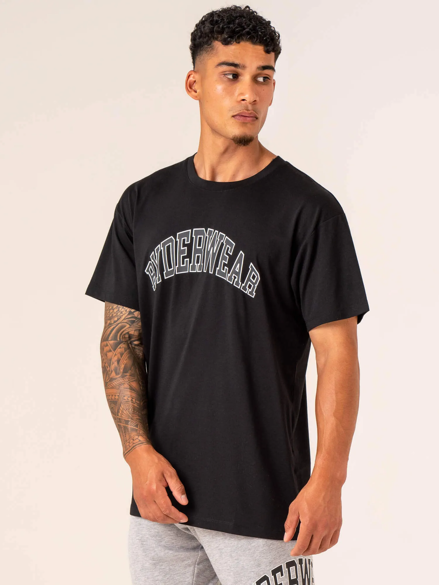 Men's Collegiate T-Shirt - Black Multi Directional Stretch