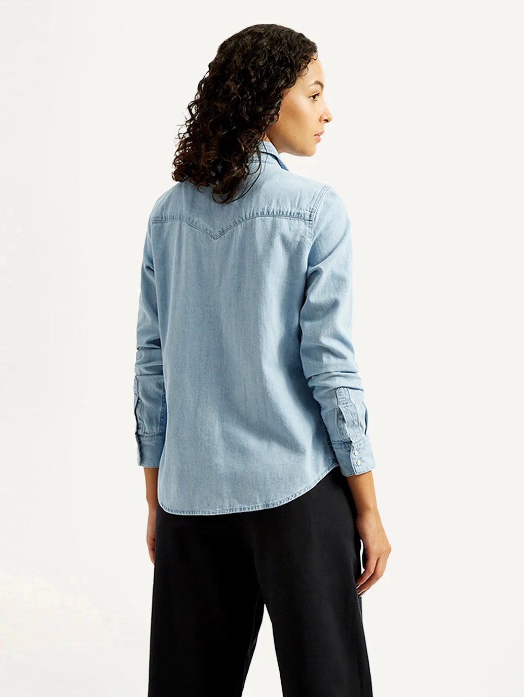 Women's Solid Spread Collar Denim Shirt Effortless Comfort Comfort Wear
