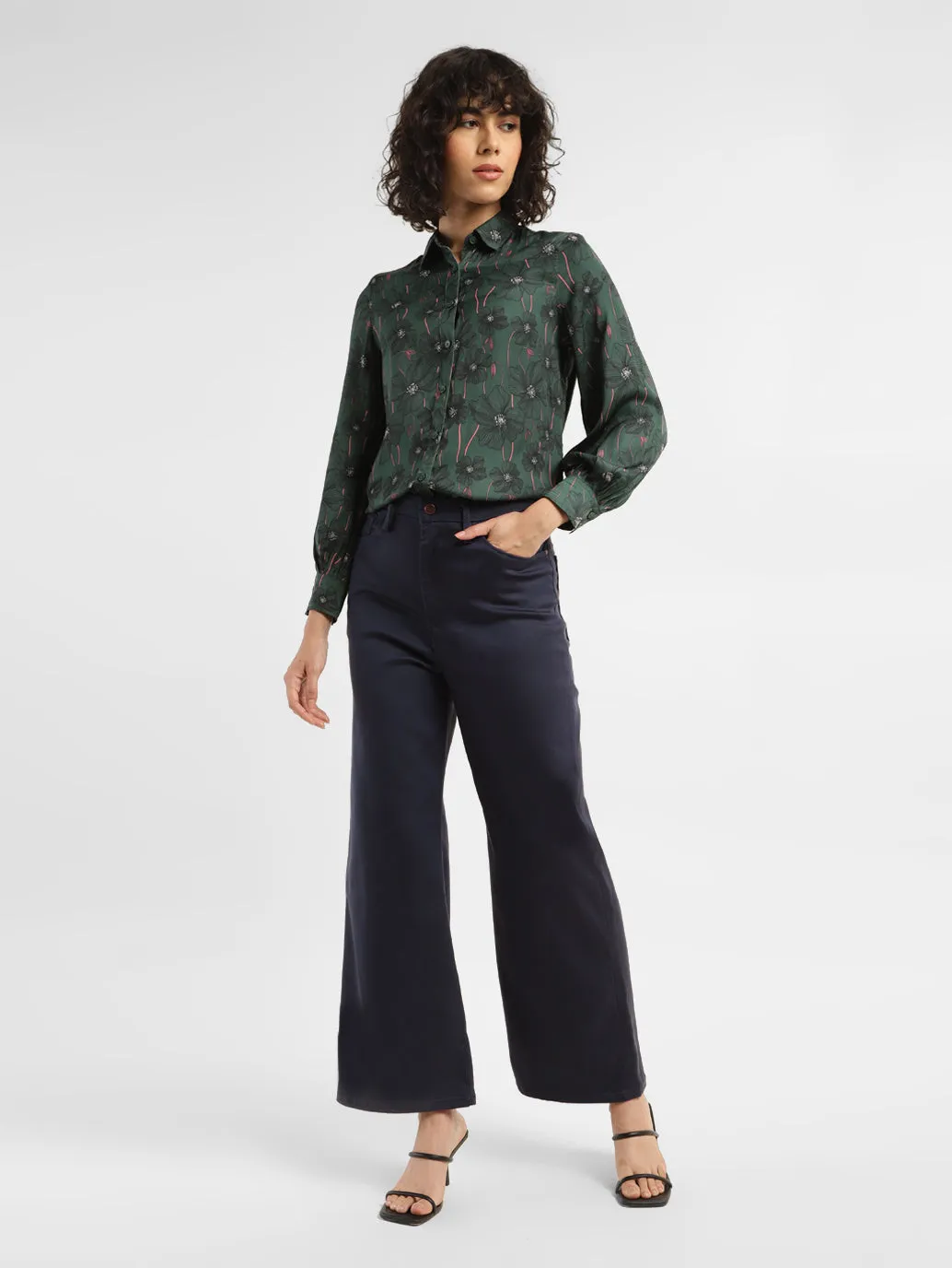 Closet Classic Festival Outfit Comfy Artist Vibe Women's Redloop Navy Blue Ribcage Bell Bottom Wide Leg Fit High Rise Jeans