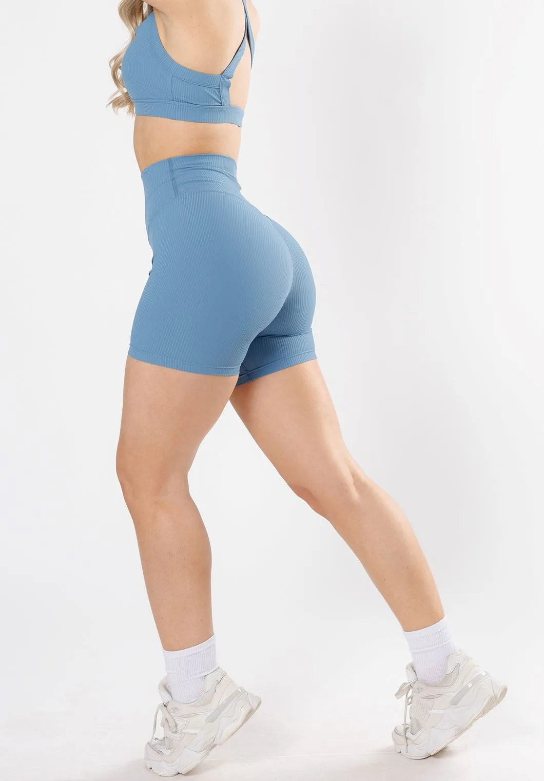 Workout Ready Design CloudRib? Original Sculptseam? Short 5"  Air Sign