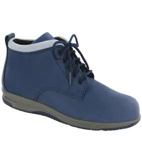 Comfortable Gretchen - Navy/Light Blue