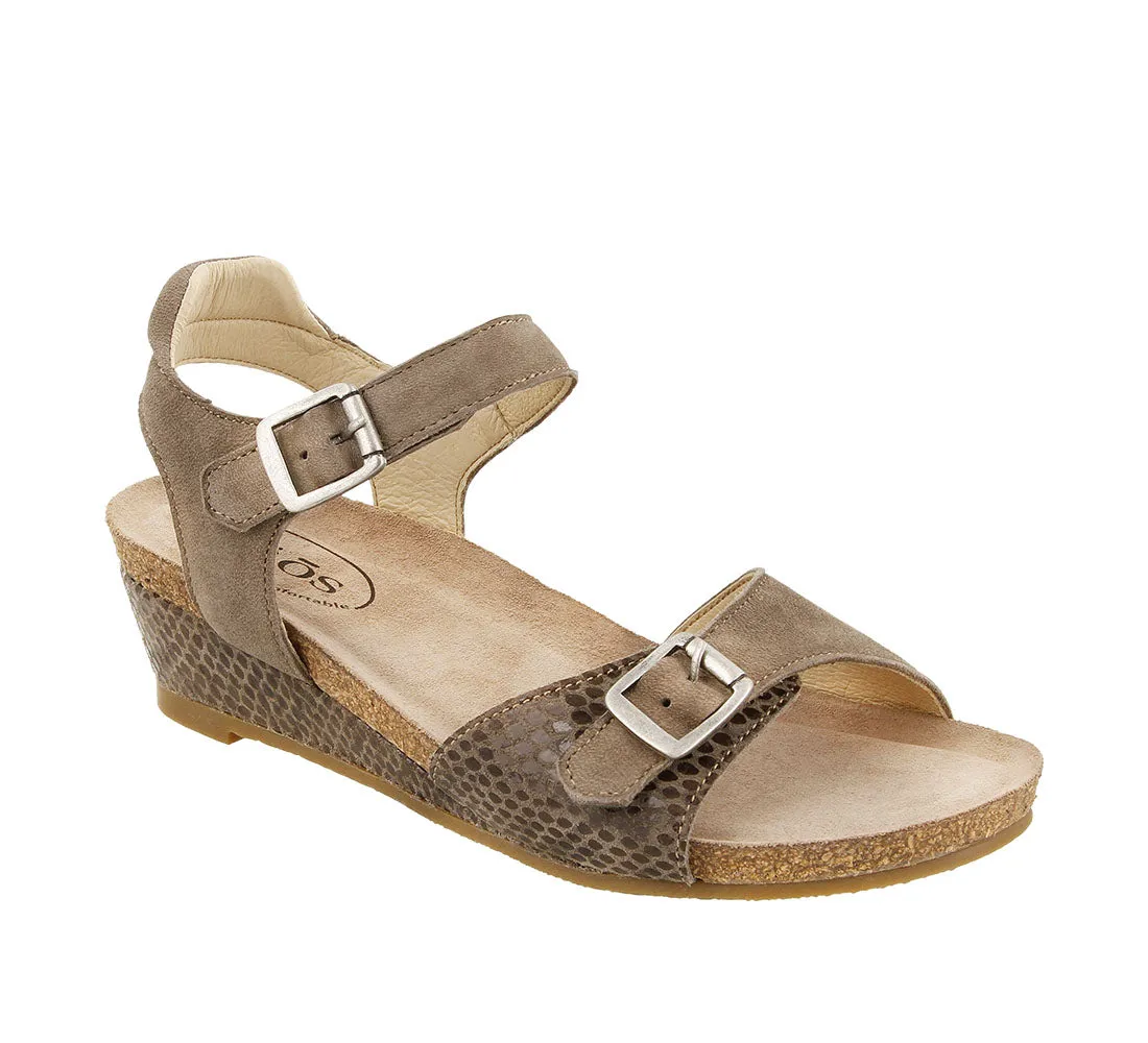 Daily Mobility Traveler - Taupe Reptile