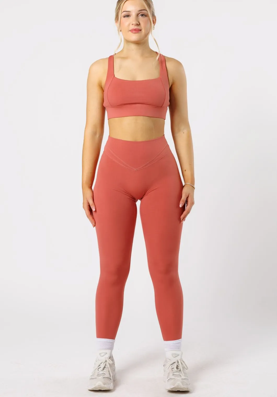 Reluna? Icon Sculptseam? Plus Legging Terra Stretch Comfort Loose Fit Minimalist Style