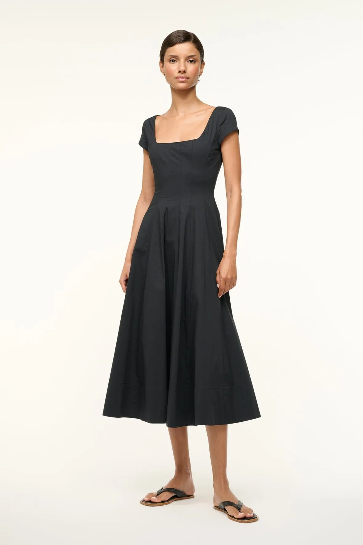 Clean Touch Luxury-Fabric SHORT SLEEVE WELLS DRESS | BLACK