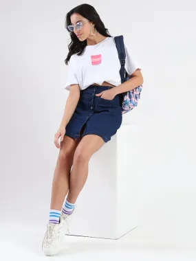 Comfy Movement Madame Front Graphic Print Half Sleeve White Sinker T-shirt