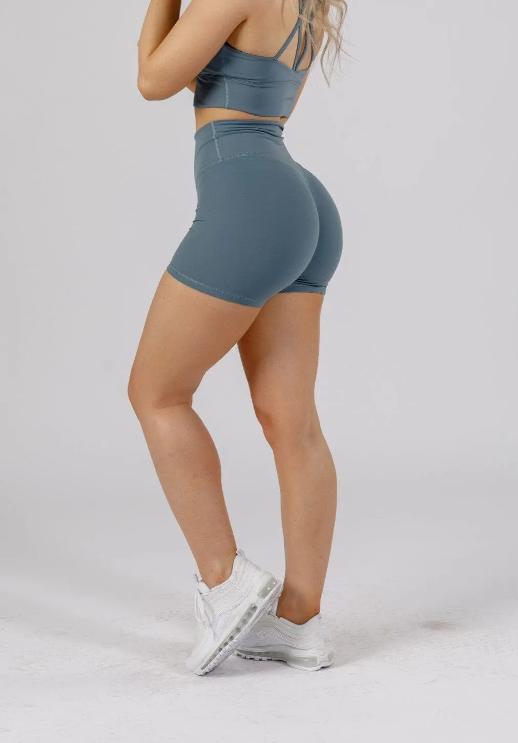 Bohemian style wrinkle - resistant RecStretch Original Sculptseam? Plus Short Slate