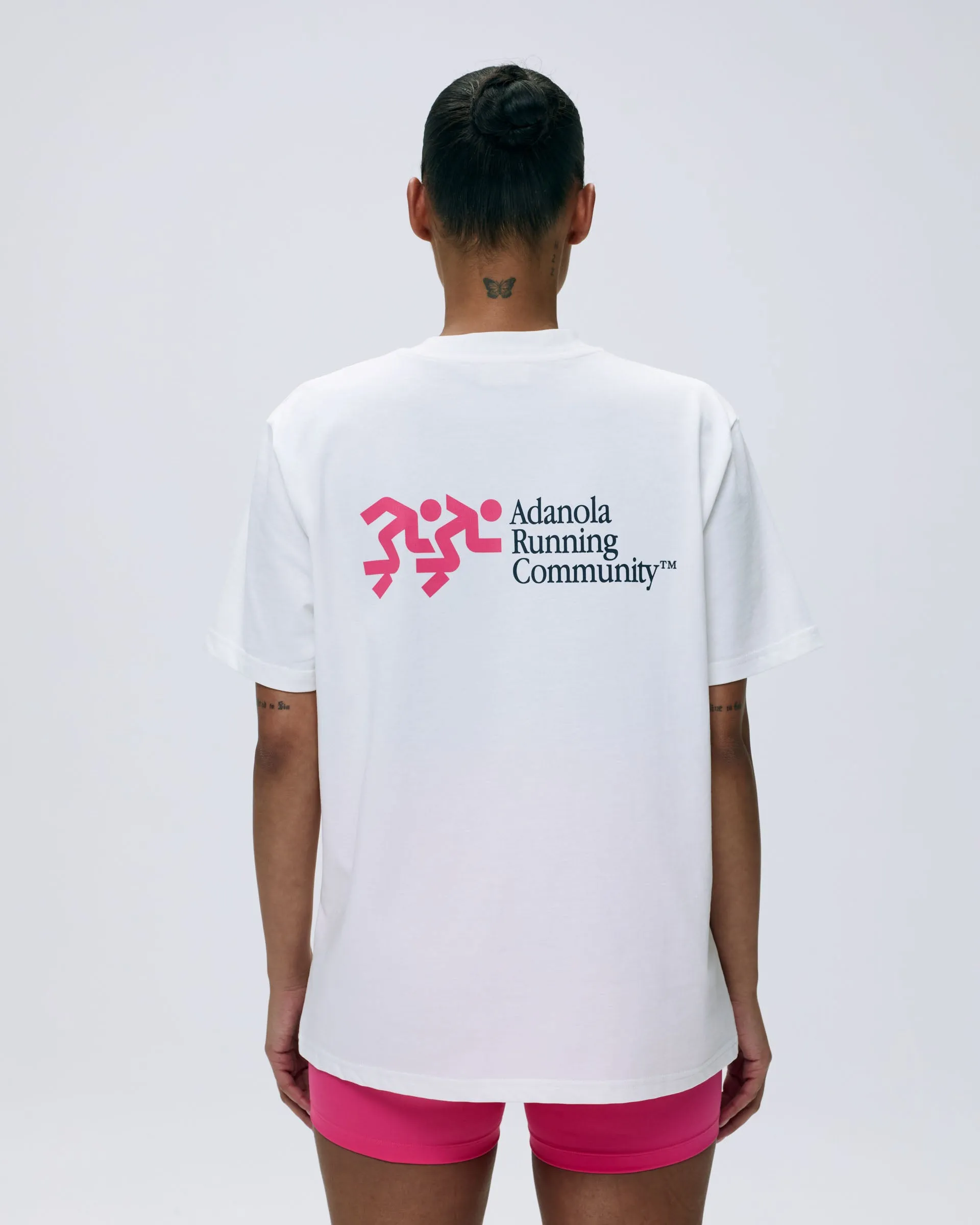 Distance Short Sleeve Oversized T-shirt - White/Hot Pink SlimFitDesign Light Outfit