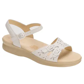 Duo - White Water Friendly Laidback Look