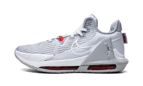 Bounce Response System All Season Wear LeBron Witness VI