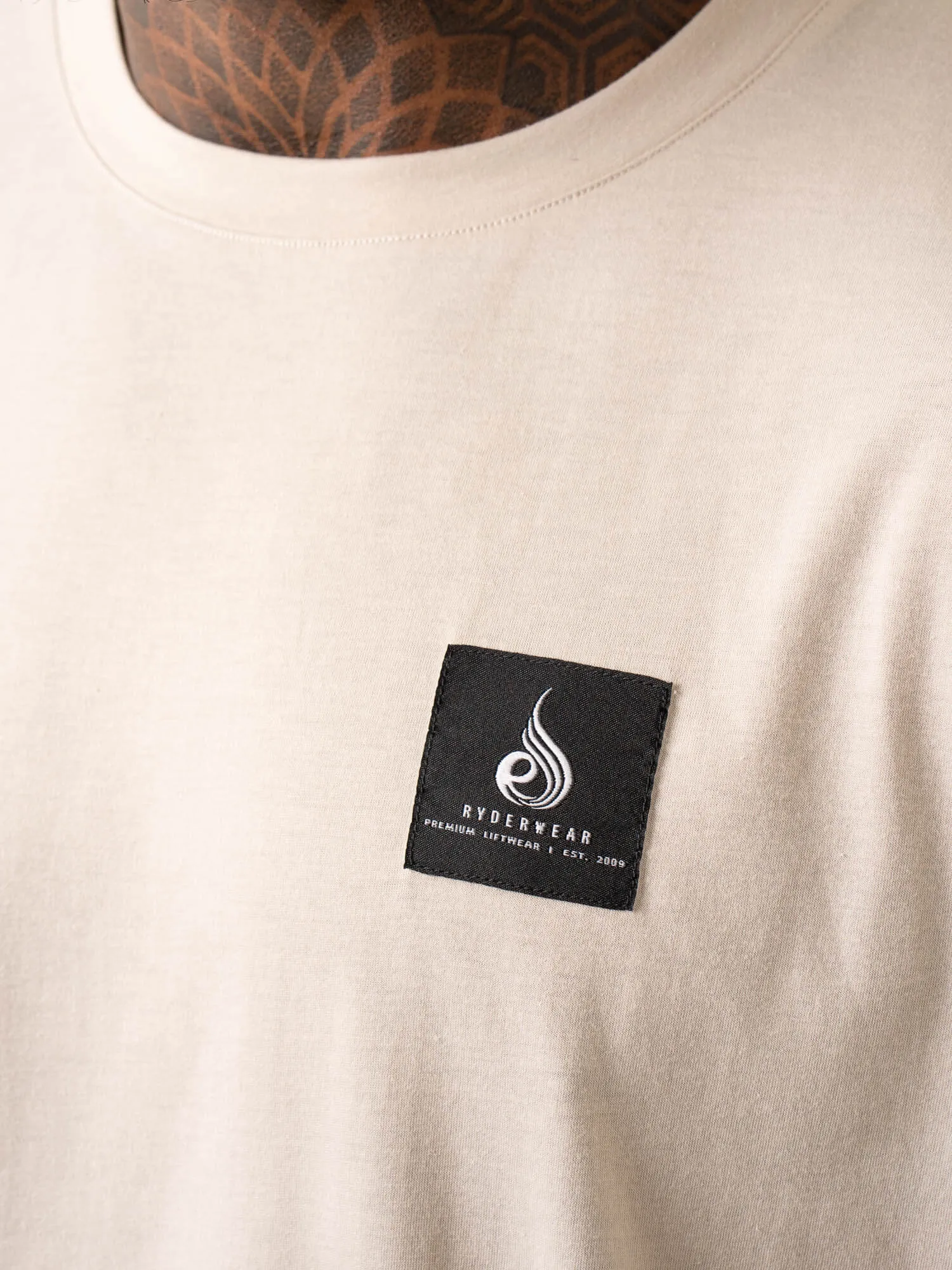 Cool Style Dynamic Oversized T-Shirt - Stone