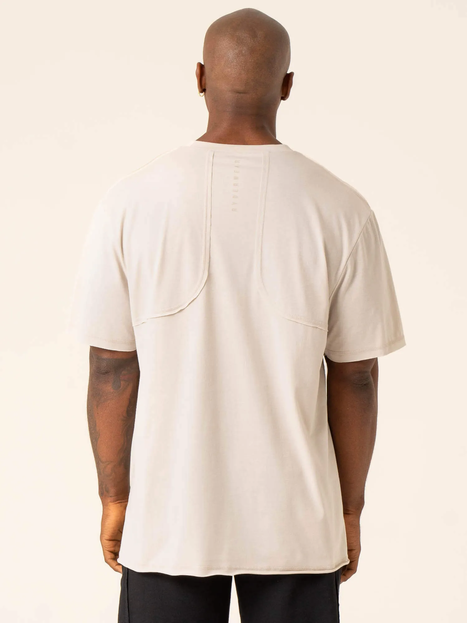 Dynamic Oversized T-Shirt - Stone Easy Care Material