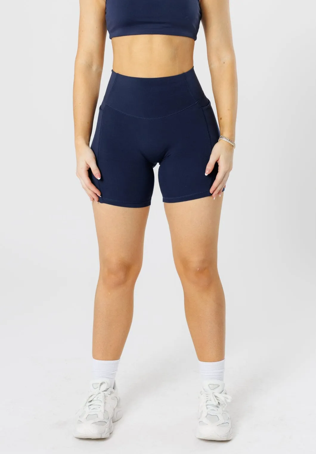 Zipper pockets Simple Waist Reluna Empower Sculptseam?  Plus Pocket Short 6?? Ink