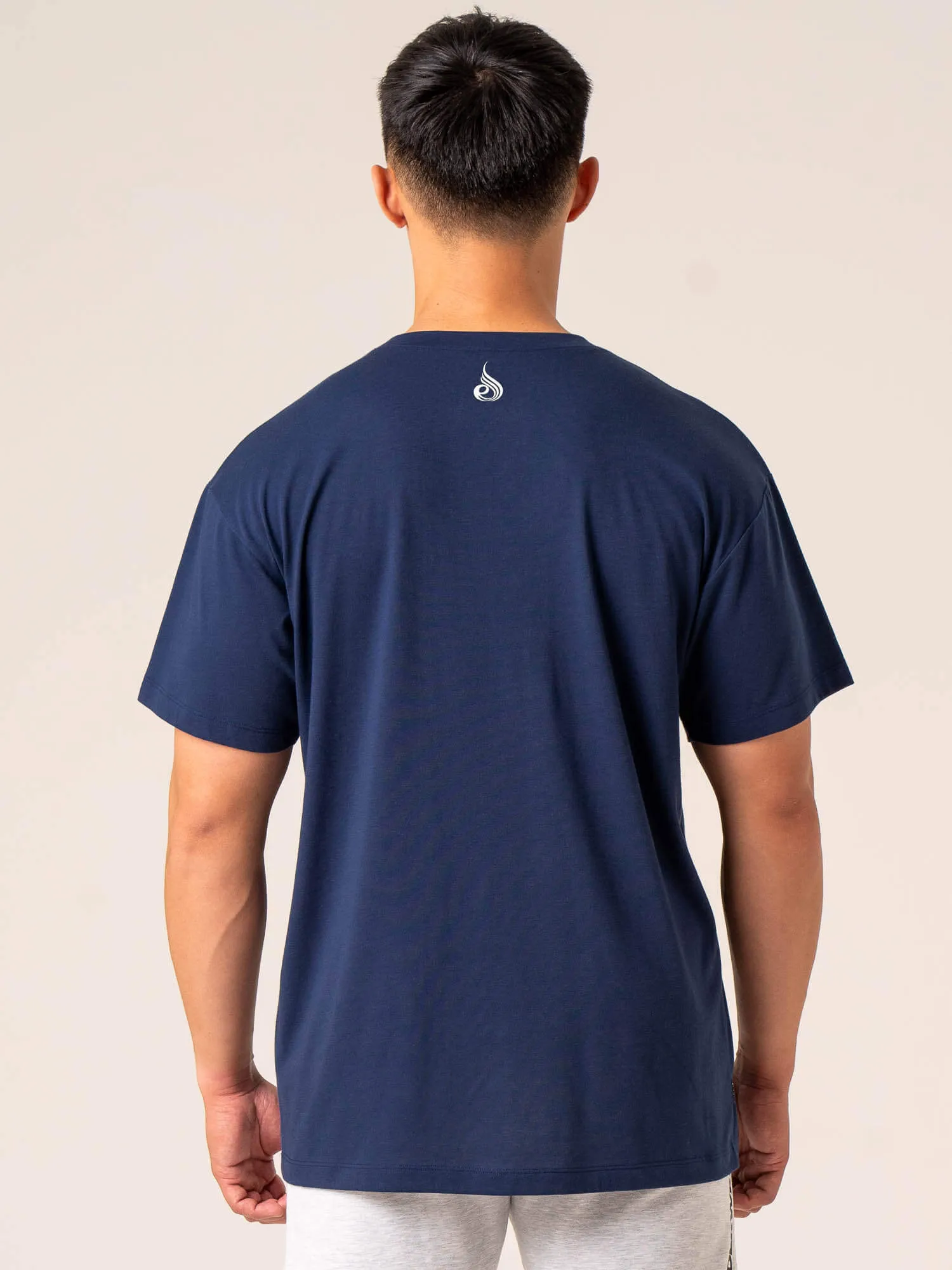 semi-formal style Functional Fit Emerge Oversized T-Shirt - Navy