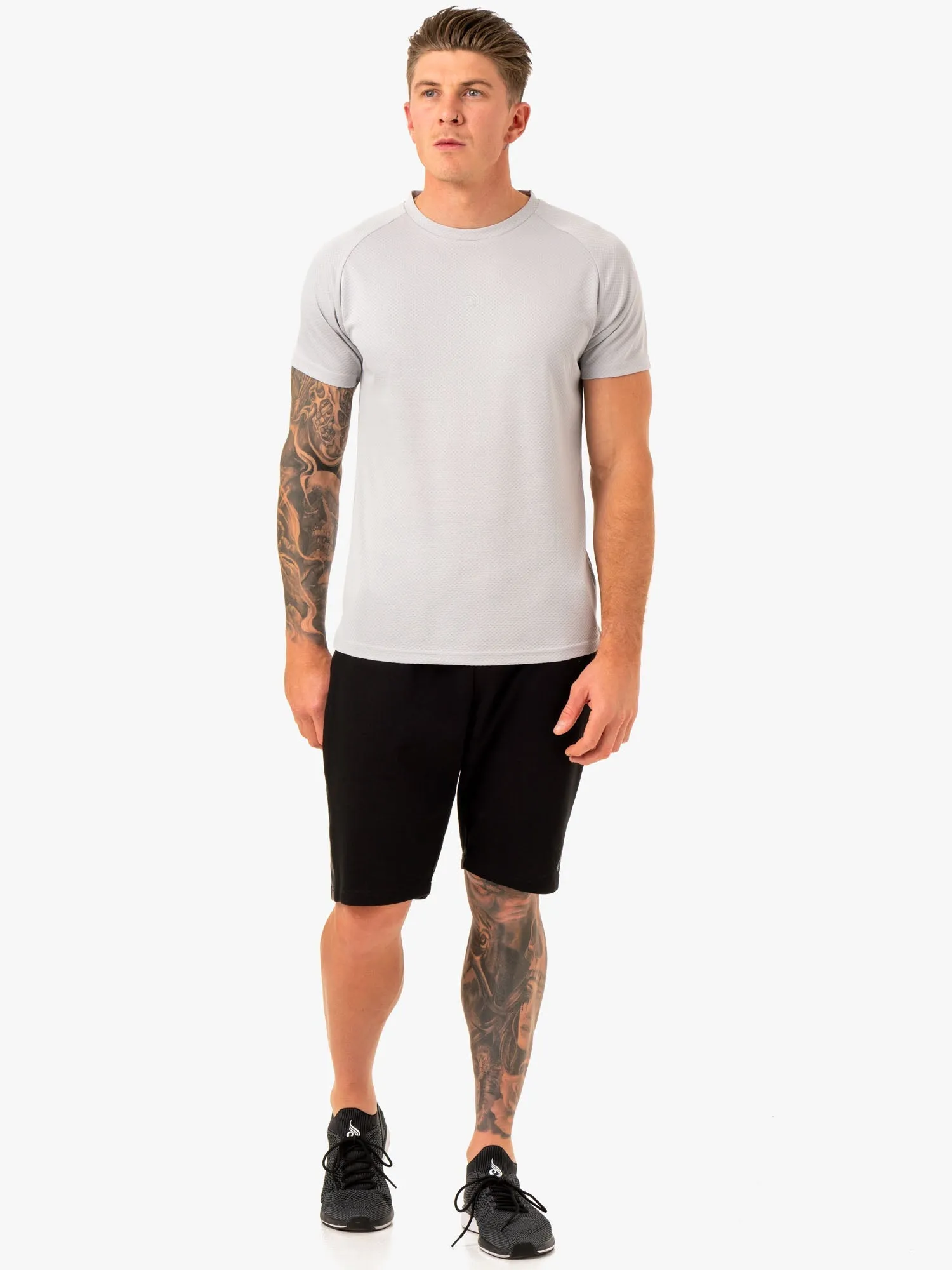 Enhance T-Shirt - Snow Grey Smart Design casual outing
