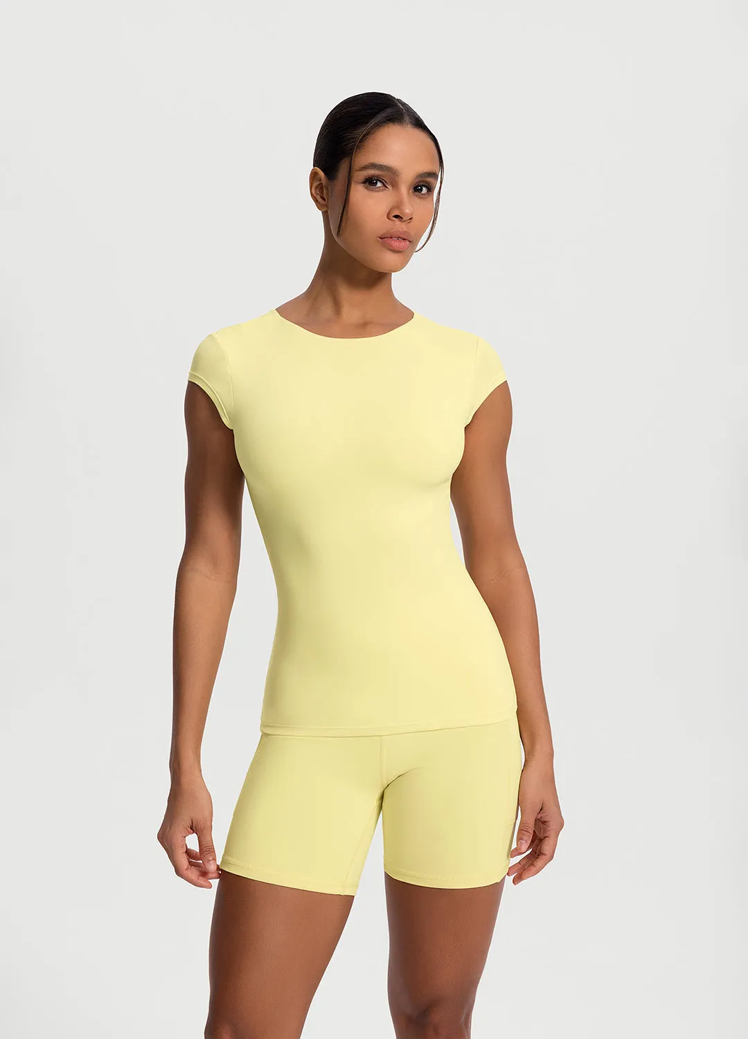 Essential Fitted Tee Perfect for Workouts