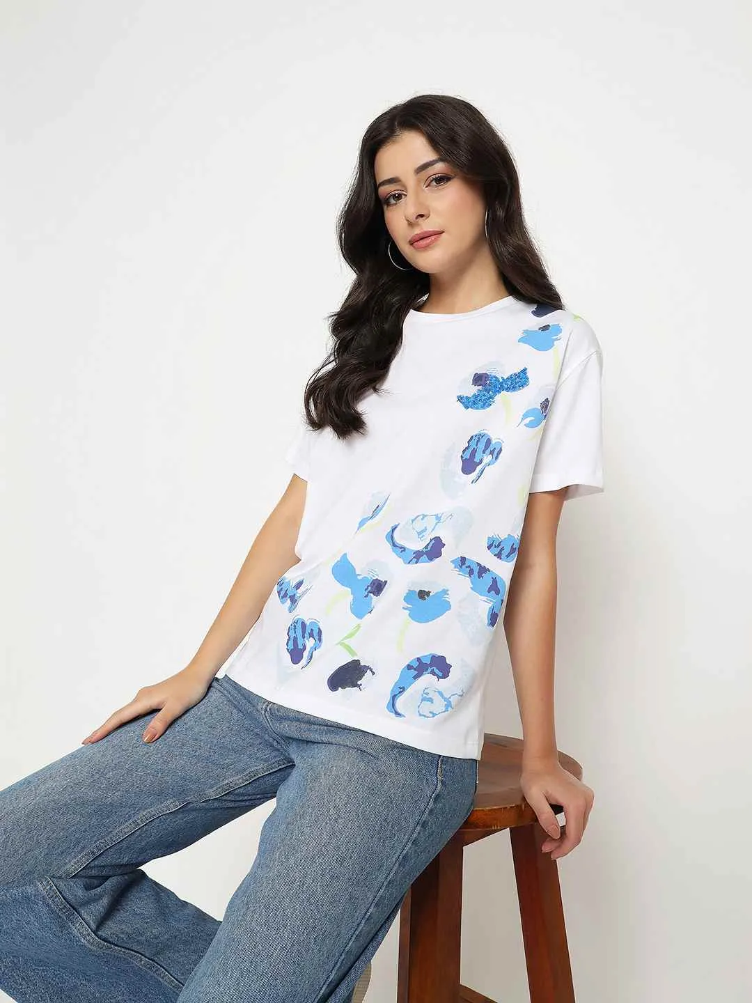 Madame Abstract Print Half Sleeve White Cotton T-shirt Comfy Stretch Wear Comfy Vibes