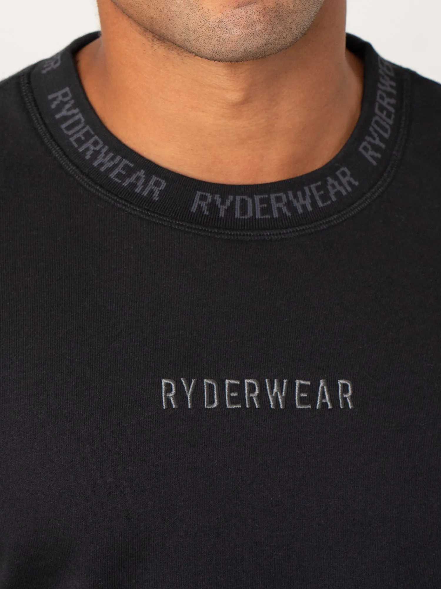 Pursuit Fleece T-Shirt - Black Soft Layers