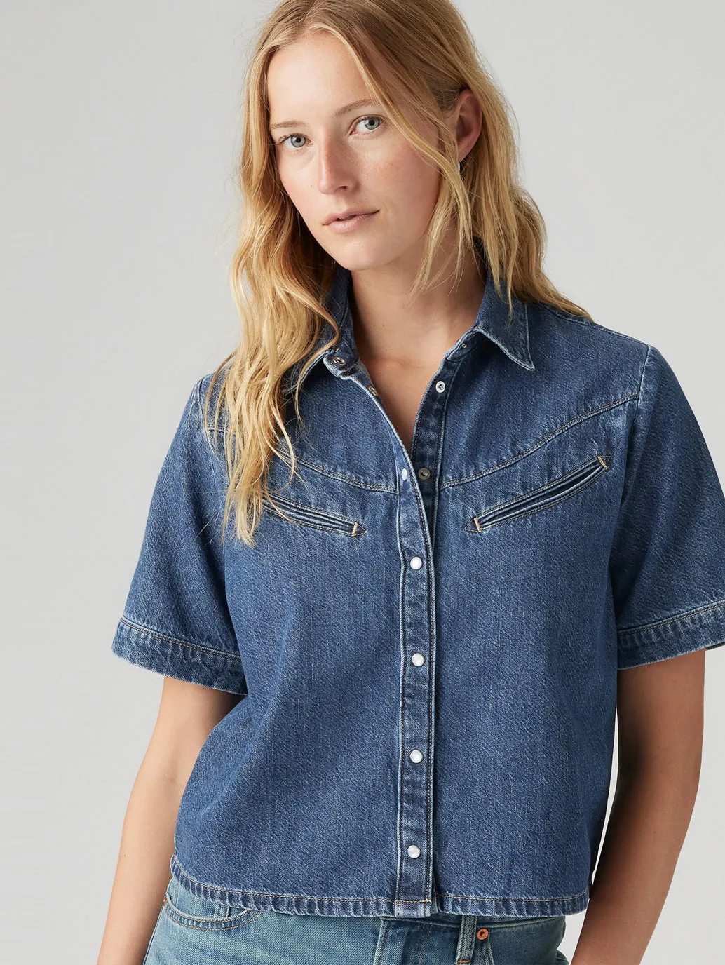 Contemporary Style Women's Solid Spread Collar Shirt