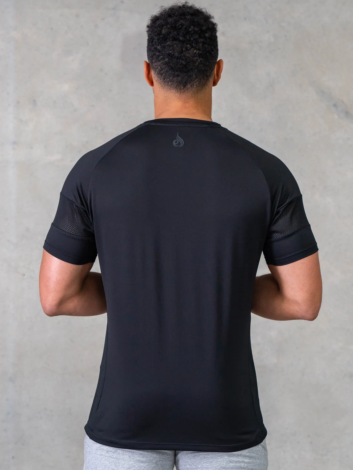 Sporty Fashion Flex Mesh T-Shirt - Black