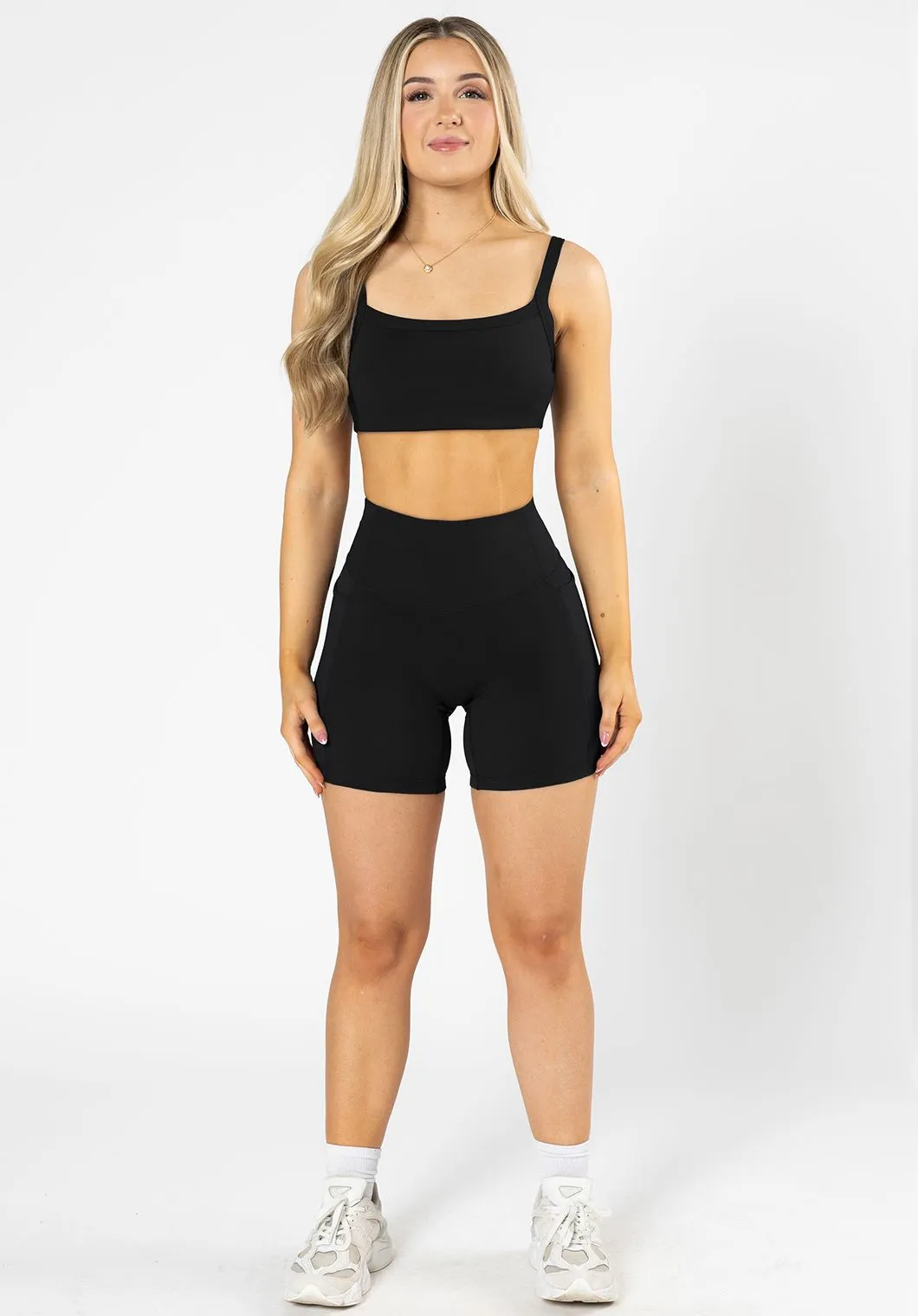 Sweat Wicking Lining Reluna? Empower Sculptseam? Pocket Short 6?? Black