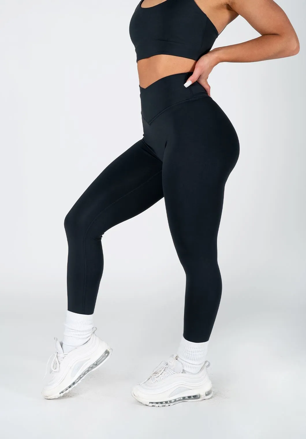FlexSweat Crossover Sculptseam? Legging Black Stretch Fit Beginner Level