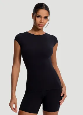 Breathable Performance Wear Essential Fitted Tee