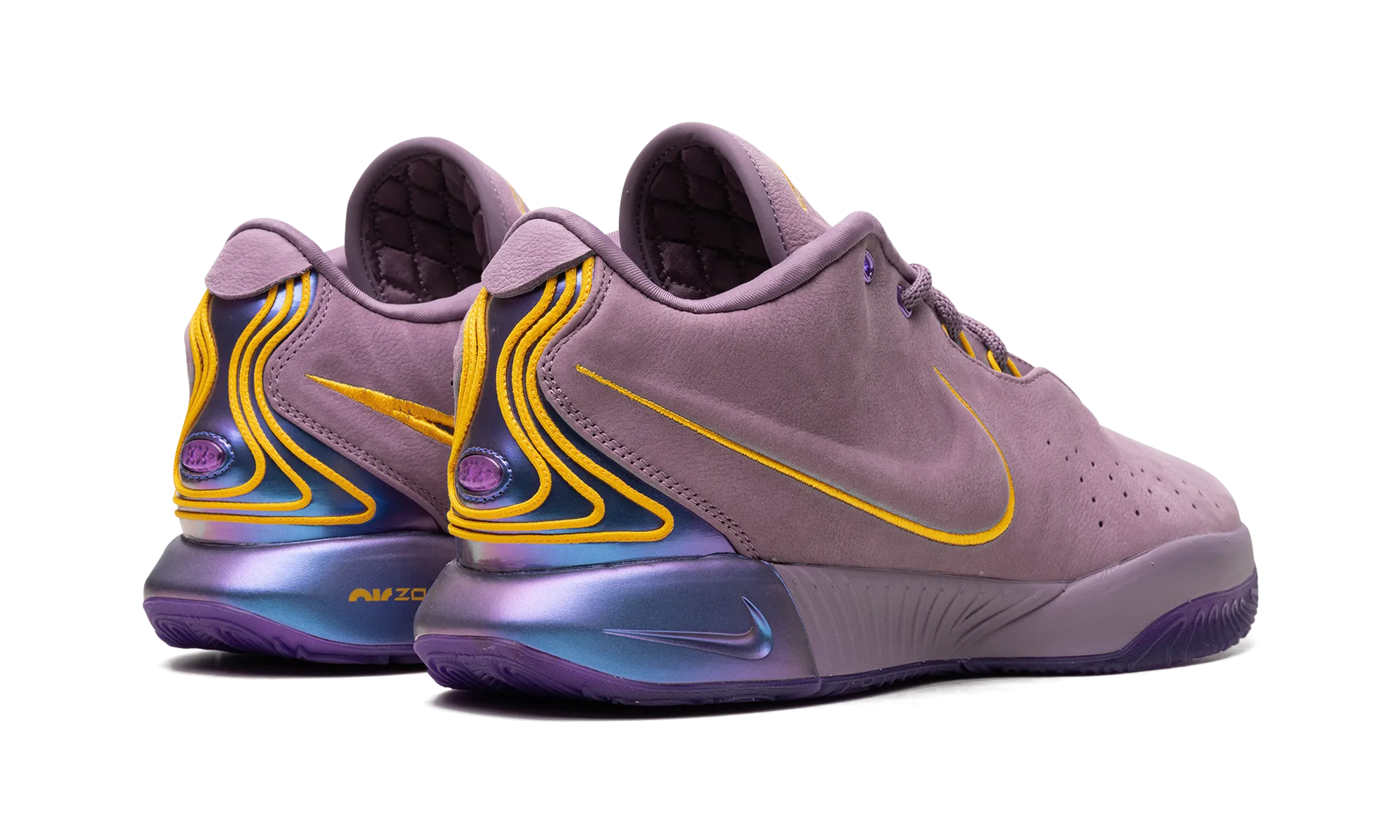 LeBron 21 "Purple Rain" Cushioning Response System