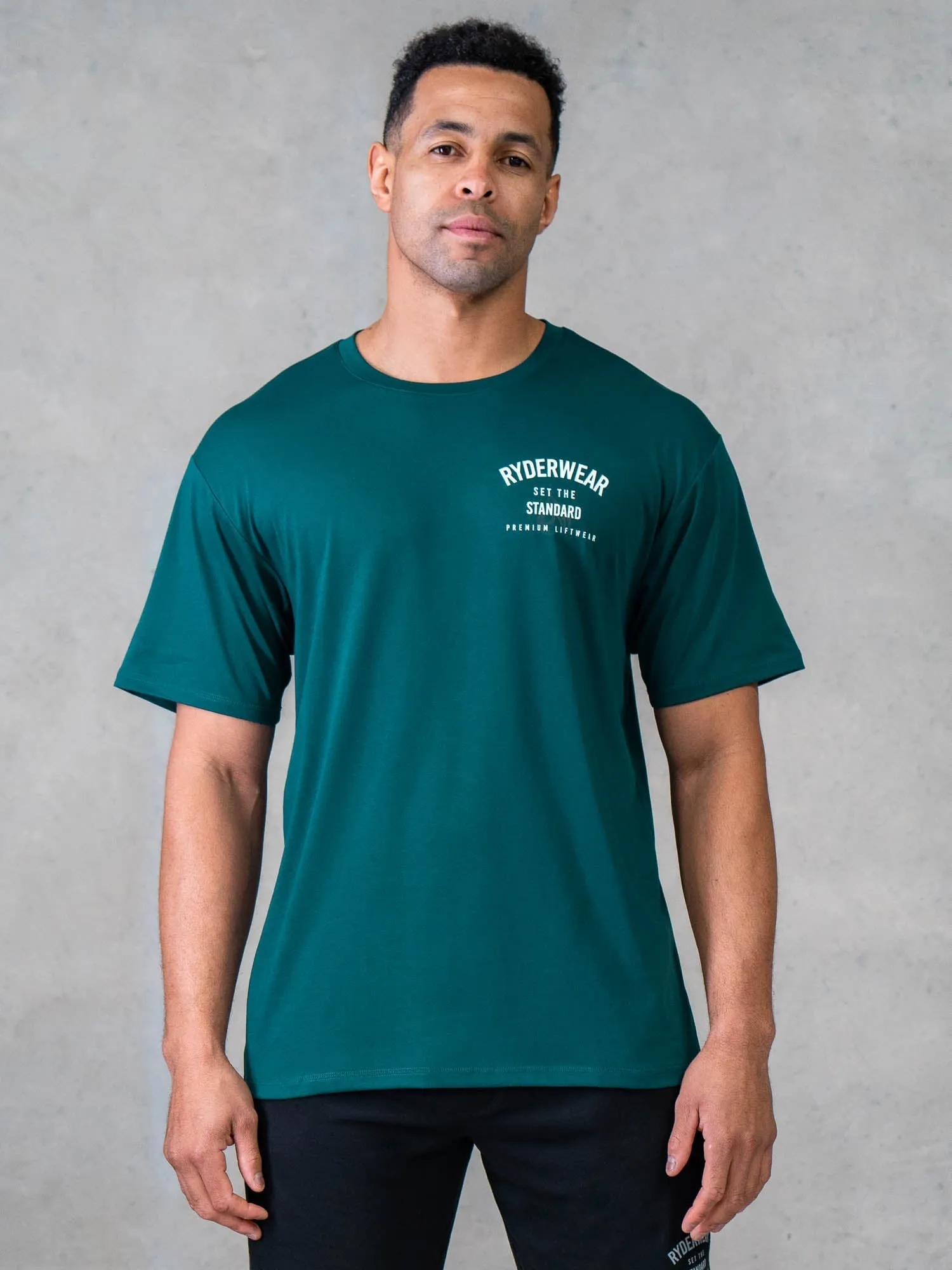 Outdoor Trend Look Versatile Comfort Legacy T-Shirt - Emerald
