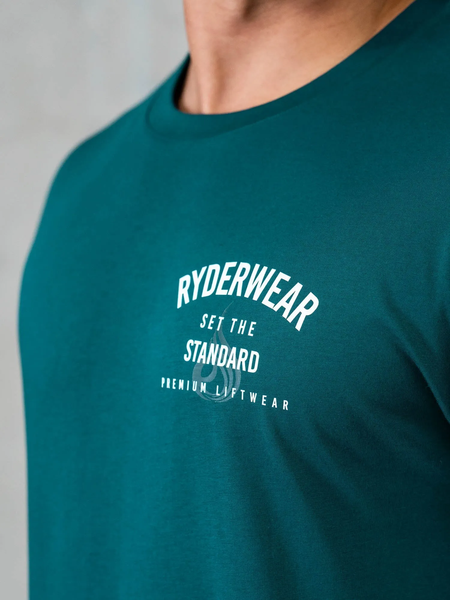 Legacy T-Shirt - Emerald Street Style Trend Heathered Texture
