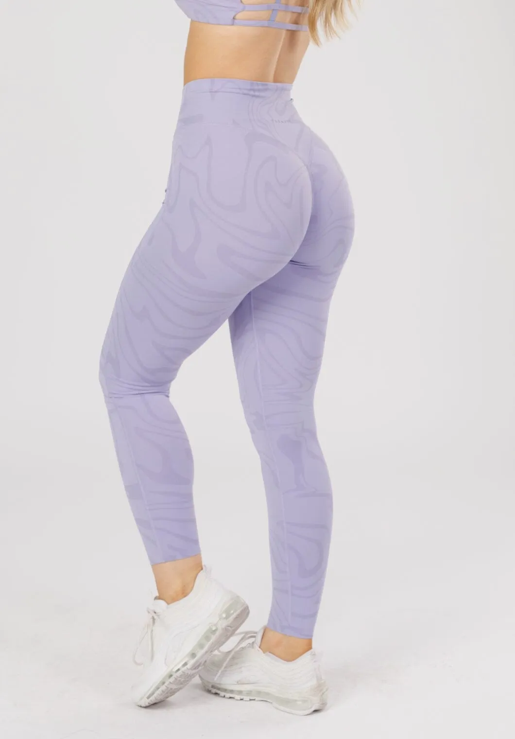 Reflective details RecStretch? DesB High Flow Sculptseam? Plus Legging Fantasy