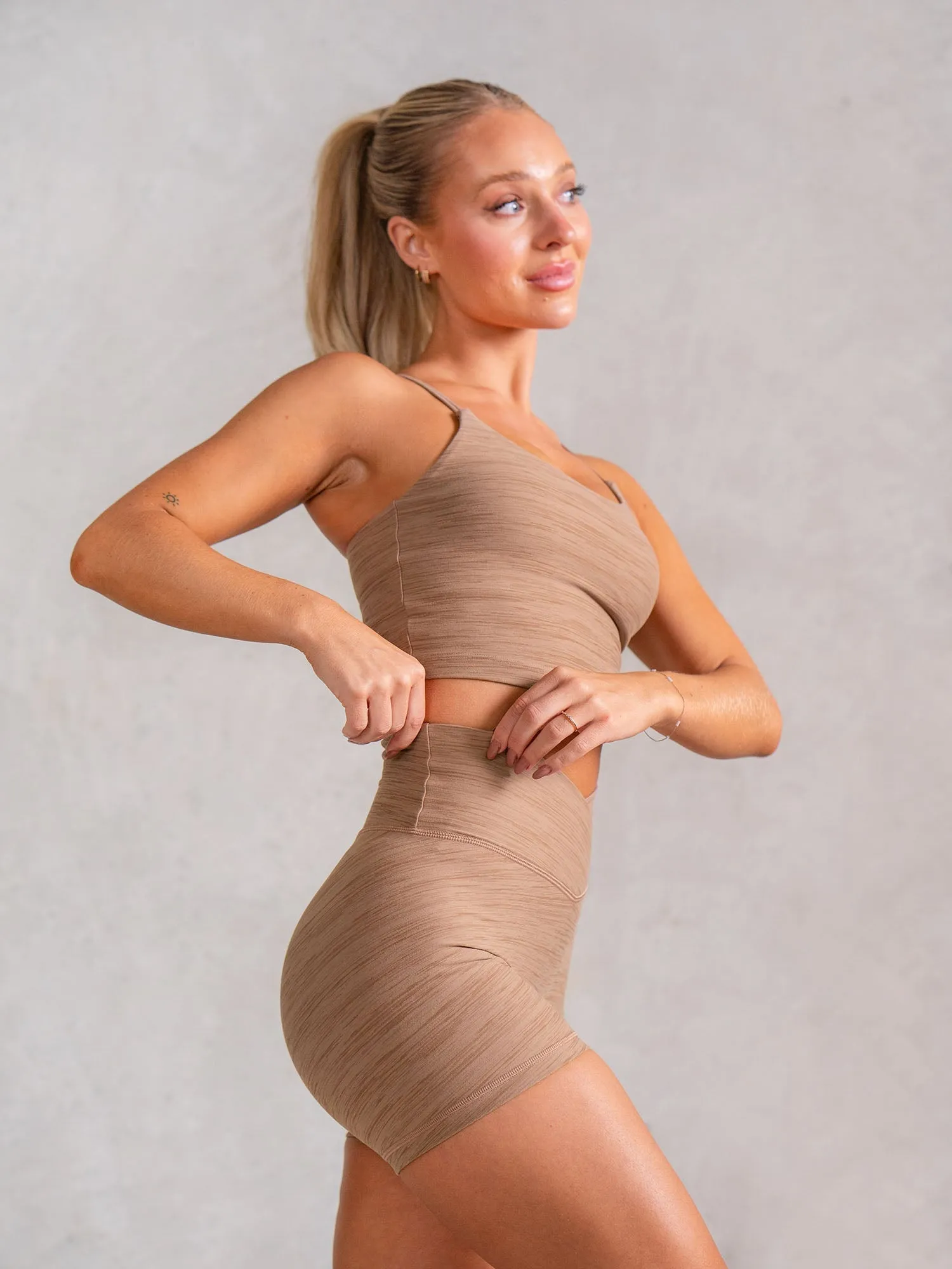 Icon Tank Bra - Mocha Marl CroppedLength