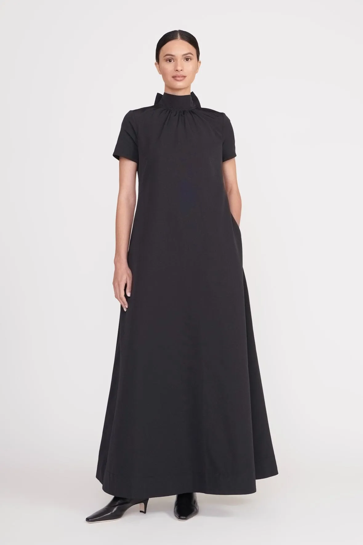 Crisp Finish ILANA DRESS | BLACK