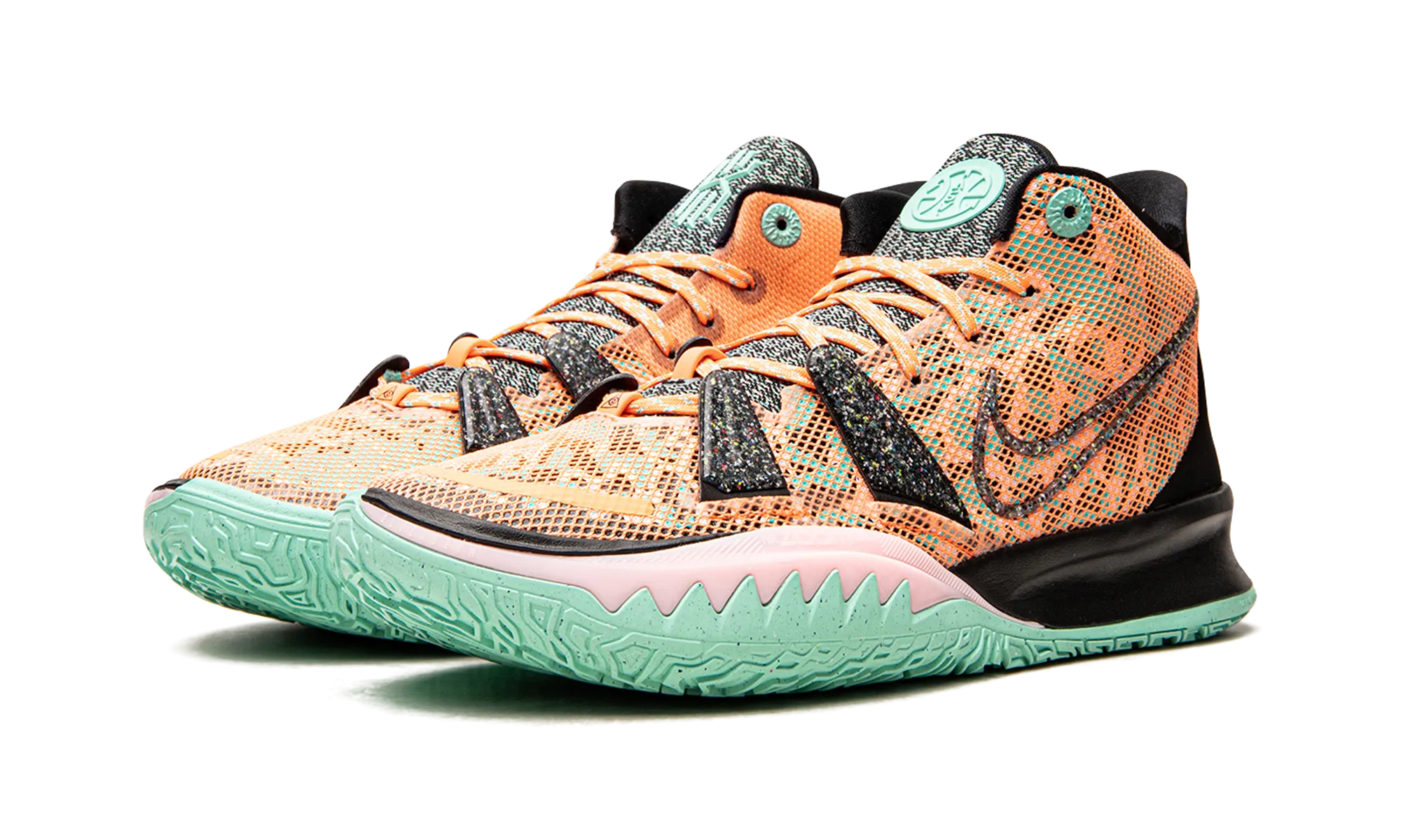 Kyrie 7 "Play For The Future" Ventilation Channels Design EasyClean