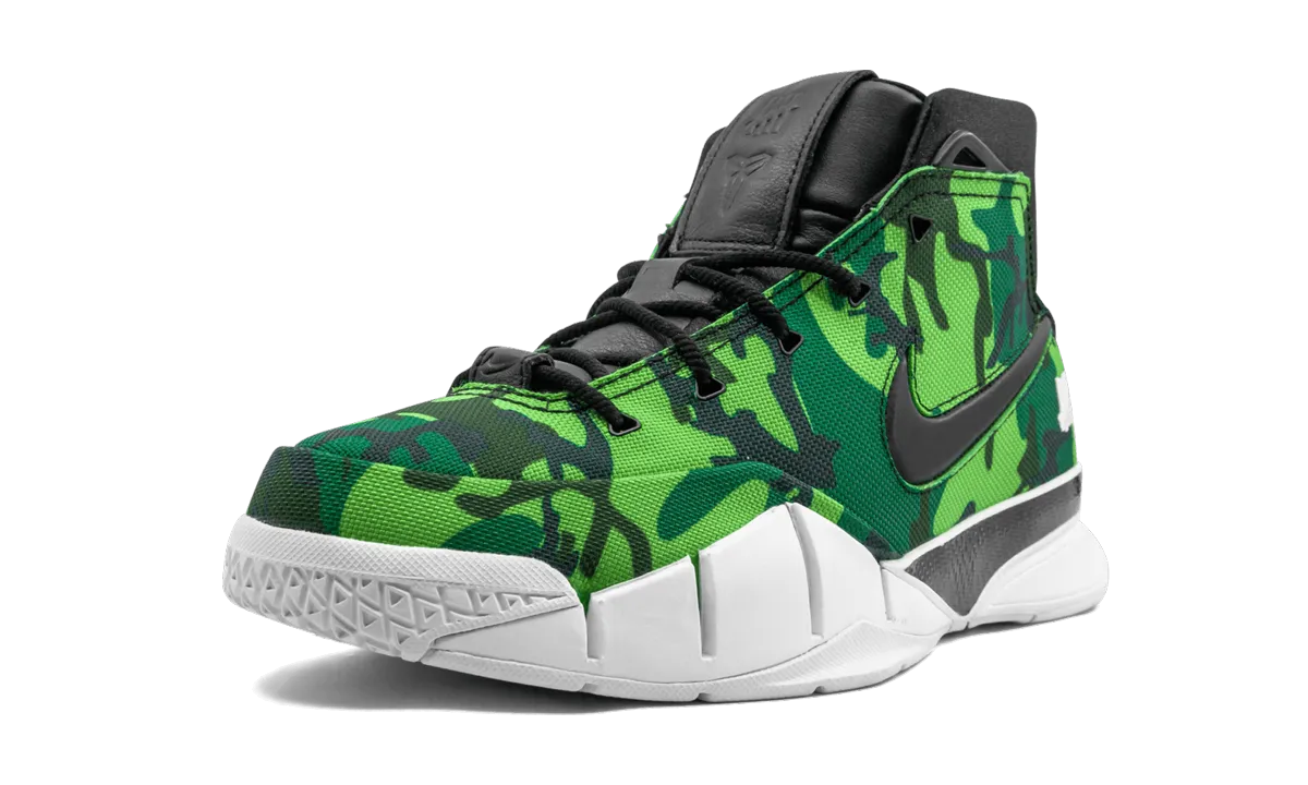 Kobe 1 Protro UNDFTD PE "Green Camo" Layered cushioning Quick Acceleration