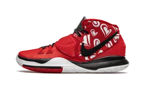 Kyrie 6 SR "Sneaker Room - Mom" Practical Breathable Interior