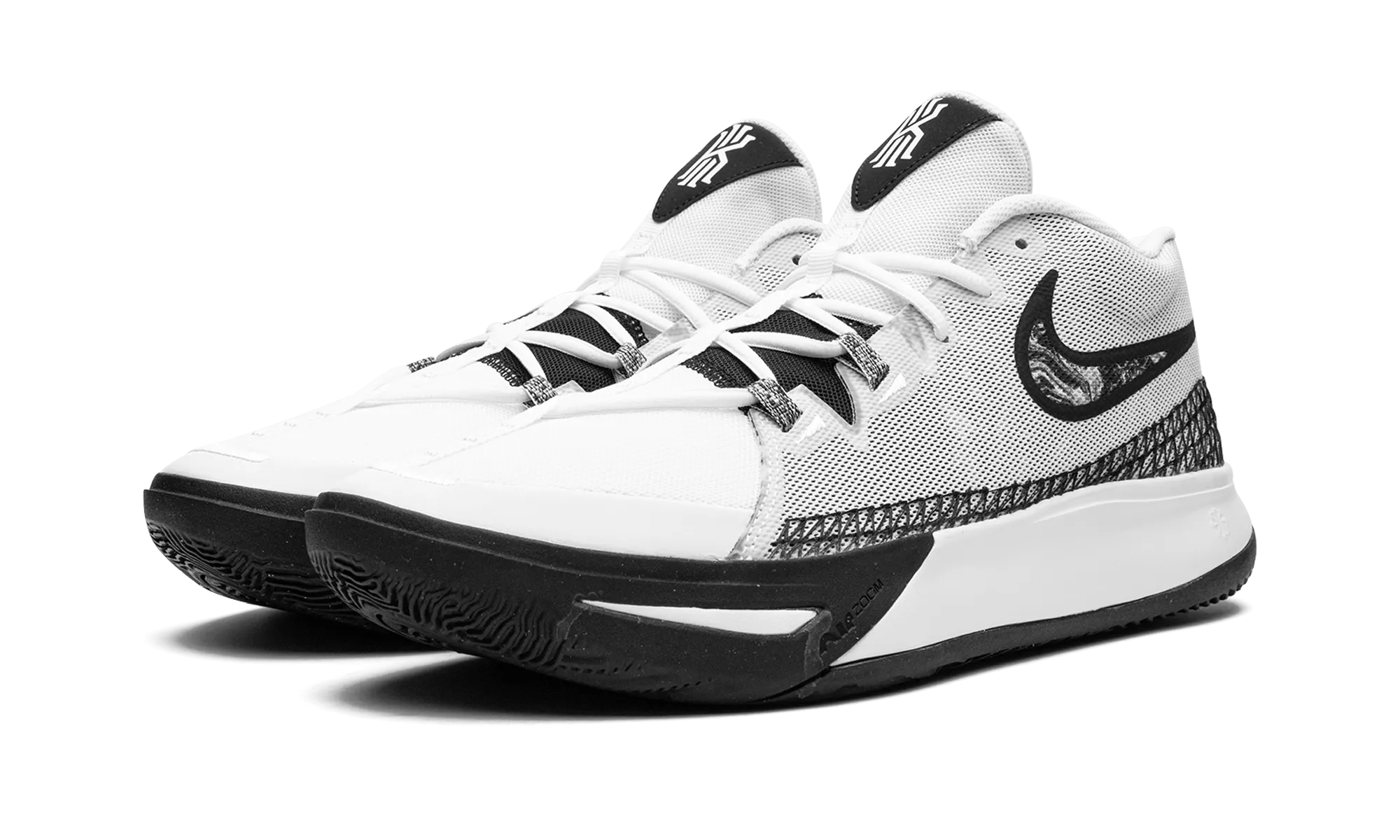 Kyrie Flytrap 6 "Zebra Savannah" Multi directional traction