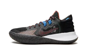 Kyrie Flytrap V Stability Bounce Traction Grooves