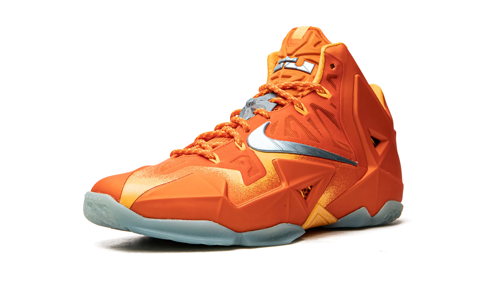 TractionOutsole Dynamic Propulsion Plate Lebron 11 Preheat